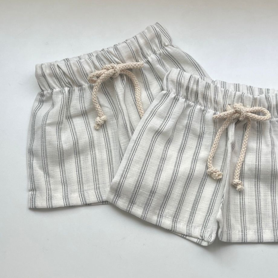 `LINEN´ SHORT